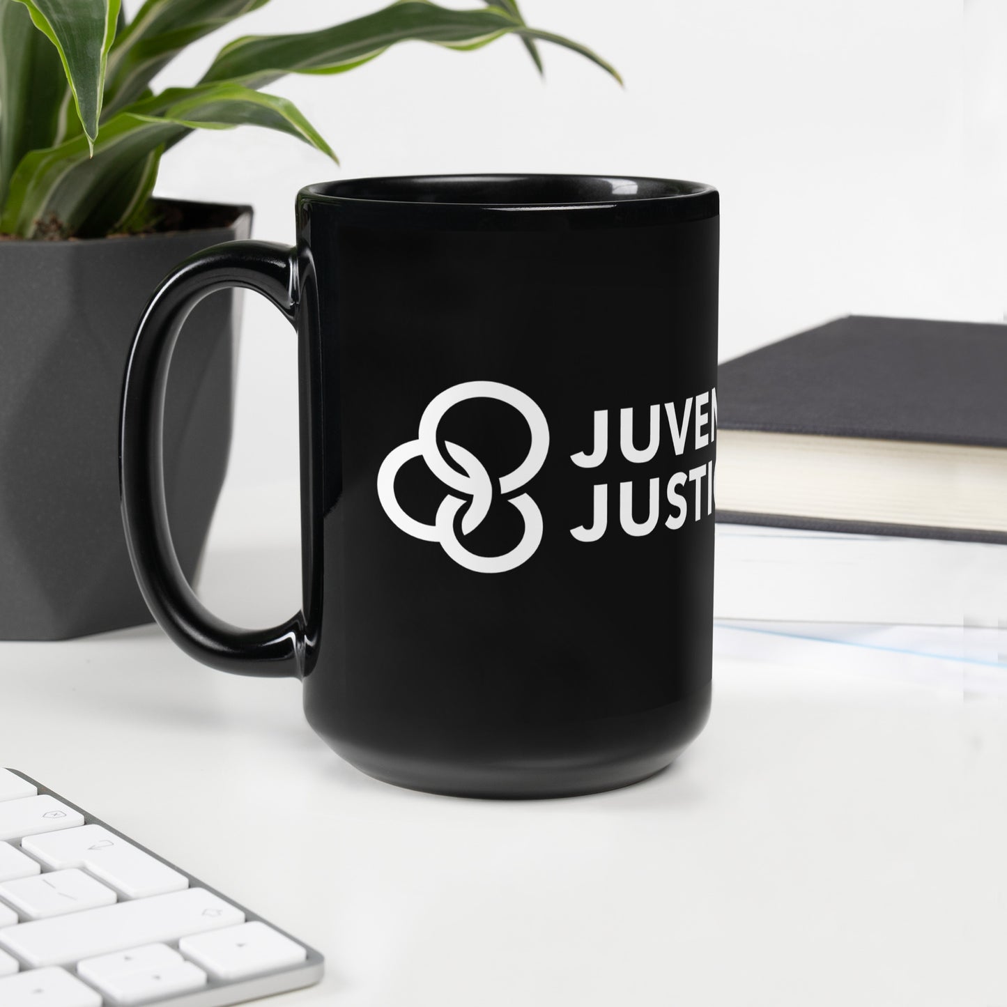 JJM Black Glossy Mug